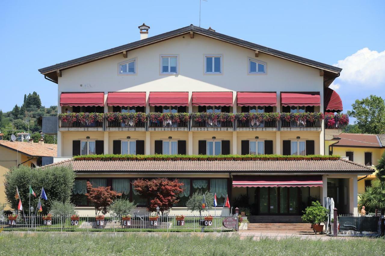 Hotel Da Roberto لاتيزي المظهر الخارجي الصورة